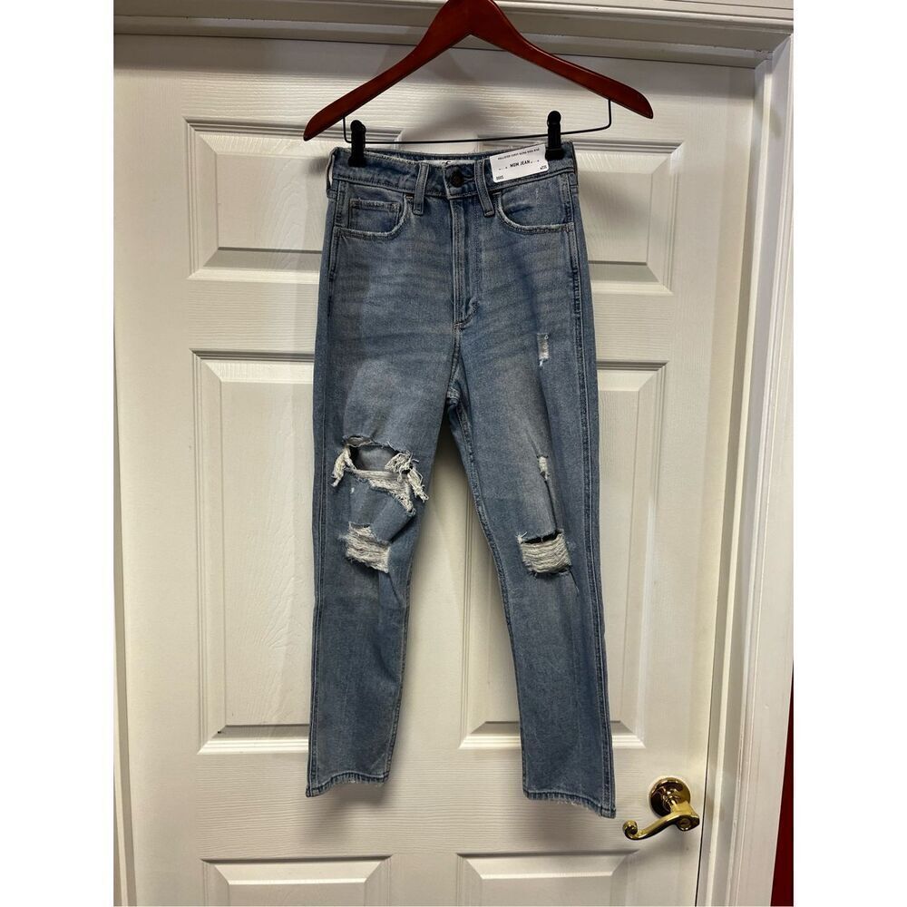 Hollister Curvy Ultra High Rise Distressed Mim Jeans sz 23S NWT